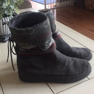 Toms Aztec Winter Boots W9